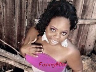 FoxxxyMia