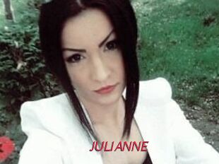 JULIANNE_