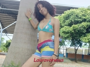 Lauravanessa