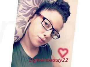 Lightskinbeauty22