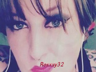 Roxxxy32