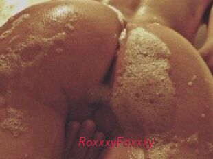 RoxxxyFoxxxy